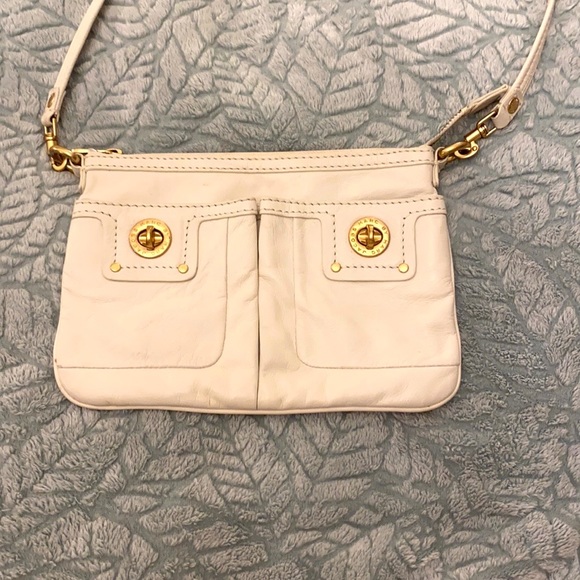 Marc By Marc Jacobs Handbags - Marc by Marc Jacobs Crossbody